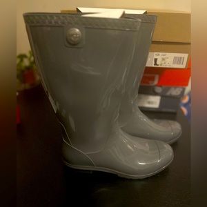 UGG Shaye Tall Rain Boots (w/box) SZ:11